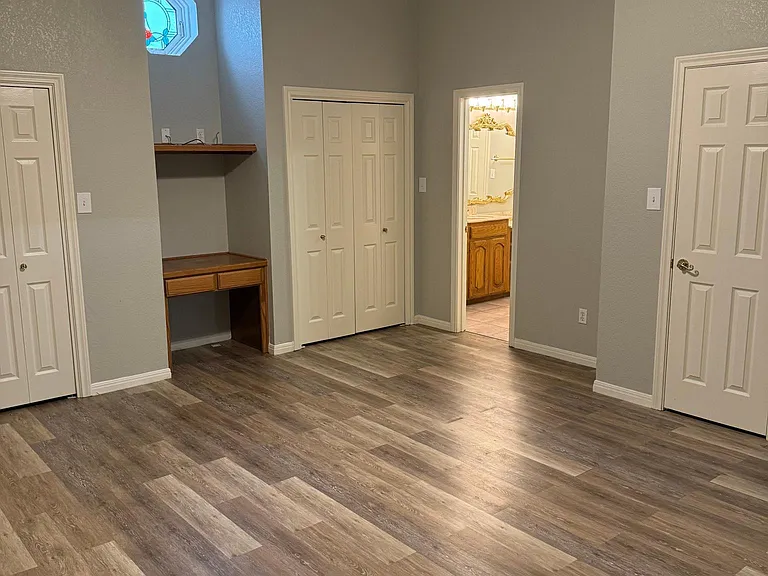 105 Lyndon Dr — Photo 10