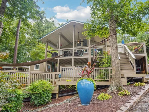 500 Deerfield Rd, Mount Gilead, NC 27306