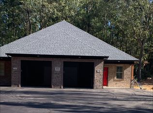 8925 Old Warren Rd #B, Pine Bluff, AR 71603