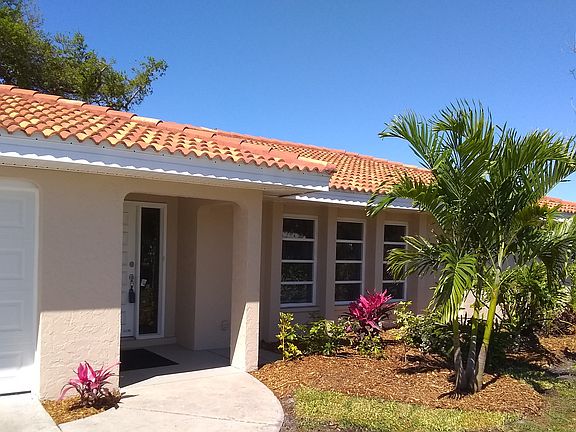 3rd image of 319 Degas Dr