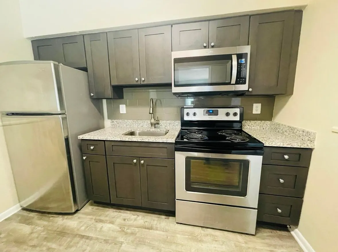 830 Providence Rd — Photo 2