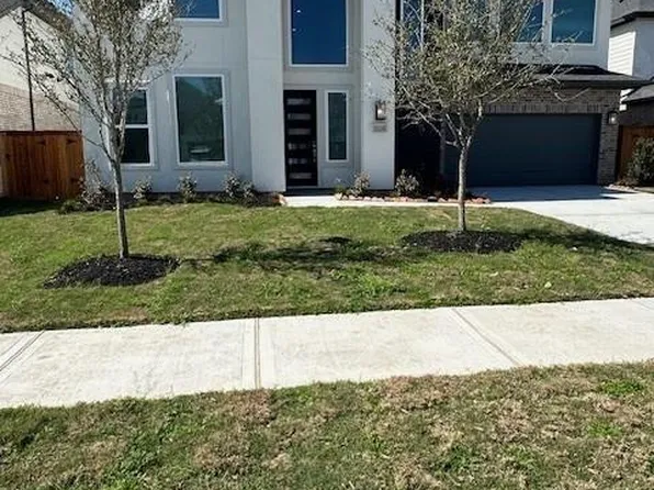 18319 Red Dahlia Rd, Richmond, TX 77407