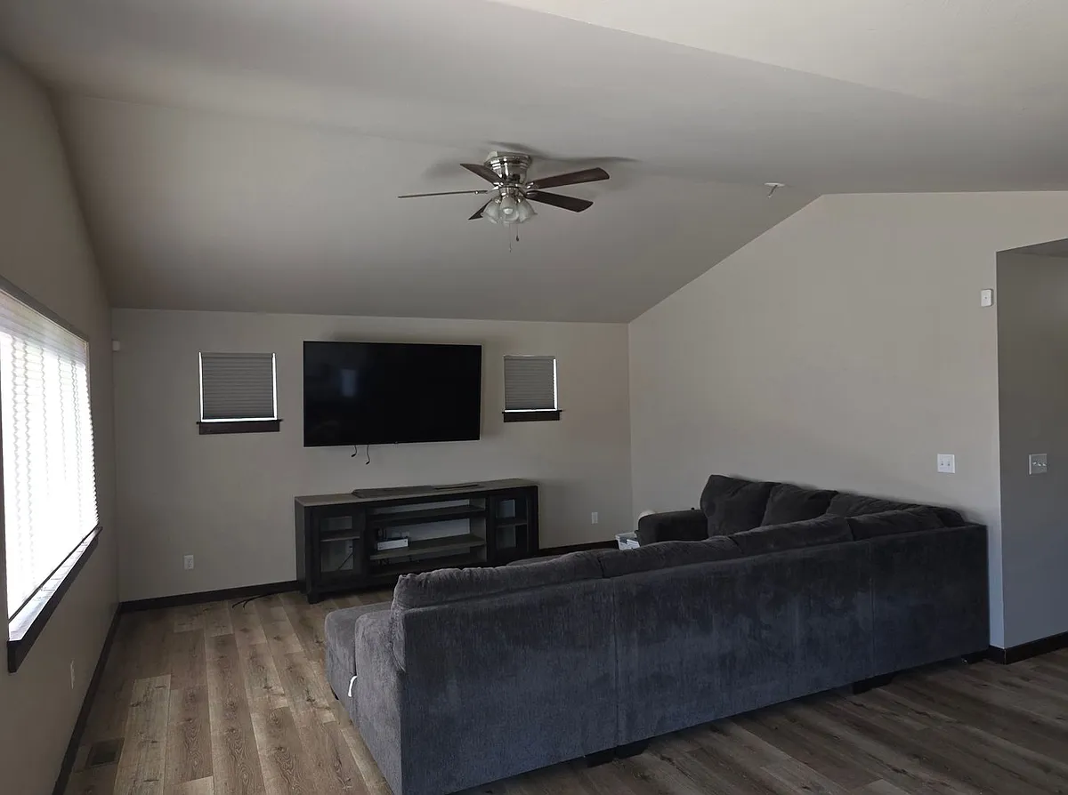 Building Photo - 1508 Golden West Dr