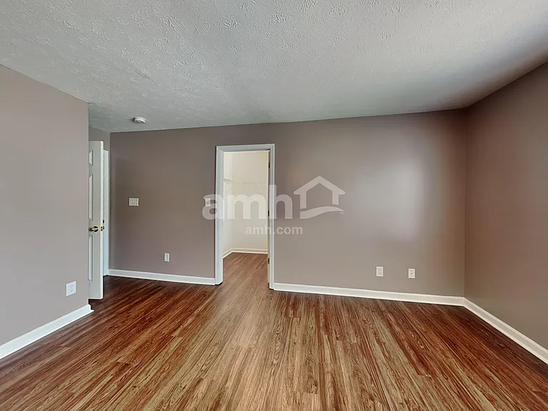 787 Tulip Ln — Photo 12