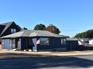 303 W 9th St, Port Angeles, WA