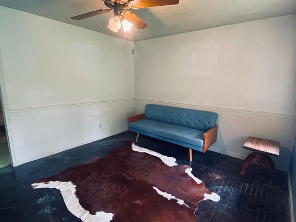 4th image of 869 Oakdale Dr