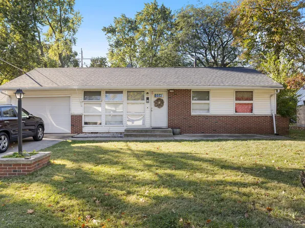 1105 W Beardsley Ave, Champaign, IL 61821