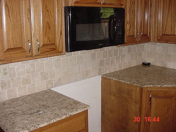 3rd image of 208 Western Ave