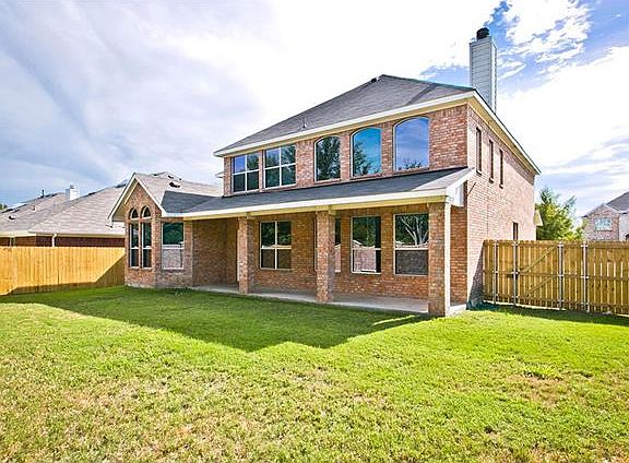 4th image of 801 Royal Crest Ct