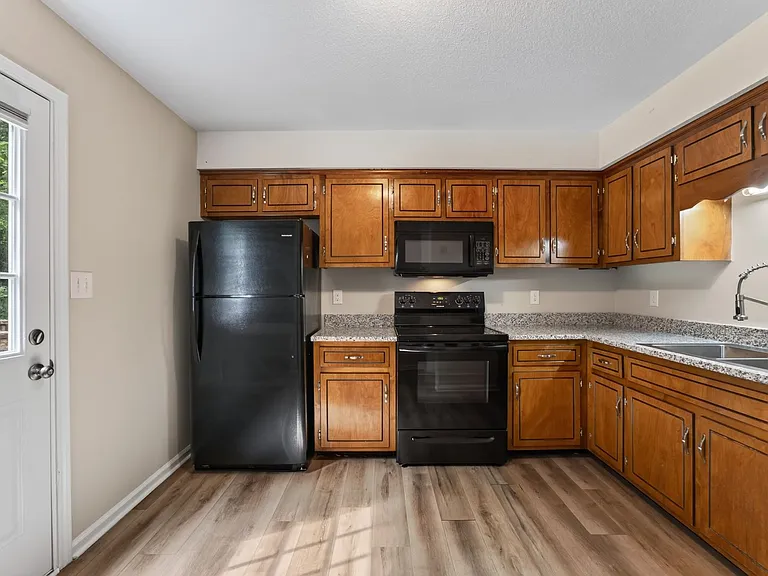 Martha Lane-461/471 (x8) — Photo 13