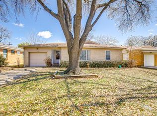 2202 Utica Dr, Dallas, TX 75227
