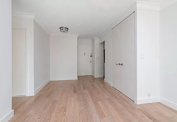 2nd image of 401 E 86th St APT 9F