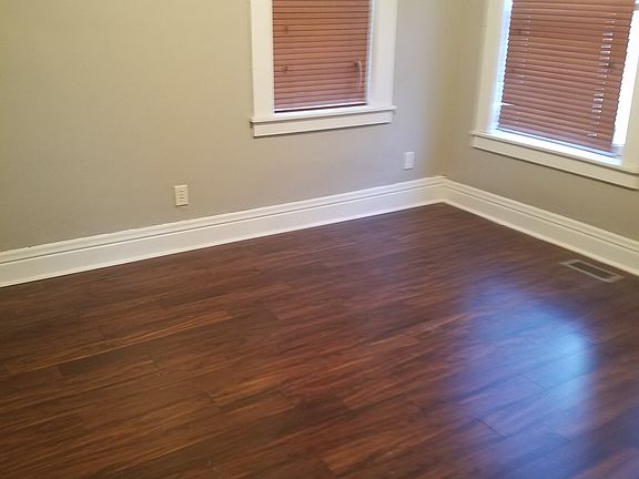 4th image of 836 Edwardsburg Ave