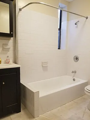 Rented by Lang Realty LLC | media 17