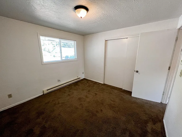 2514 Honeysuckle Way NE — Photo 19
