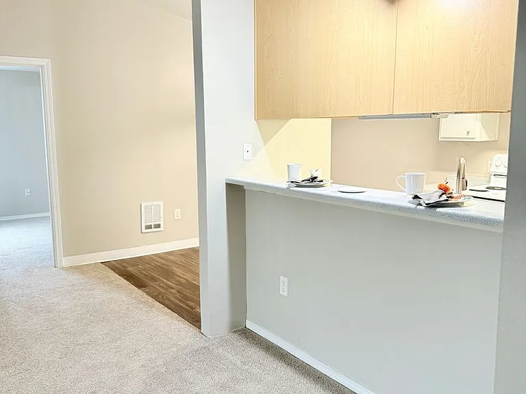 16920 SE Powell Blvd #24 — Photo 6
