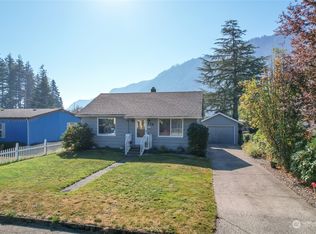 118 Adams Ave, Morton, WA 98356