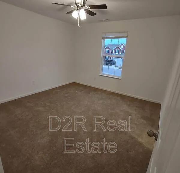 1199 Saticoy Ct — Photo 25