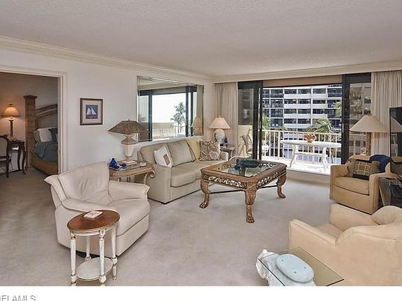 5th image of 4005 Gulf Shore Blvd N APT 402