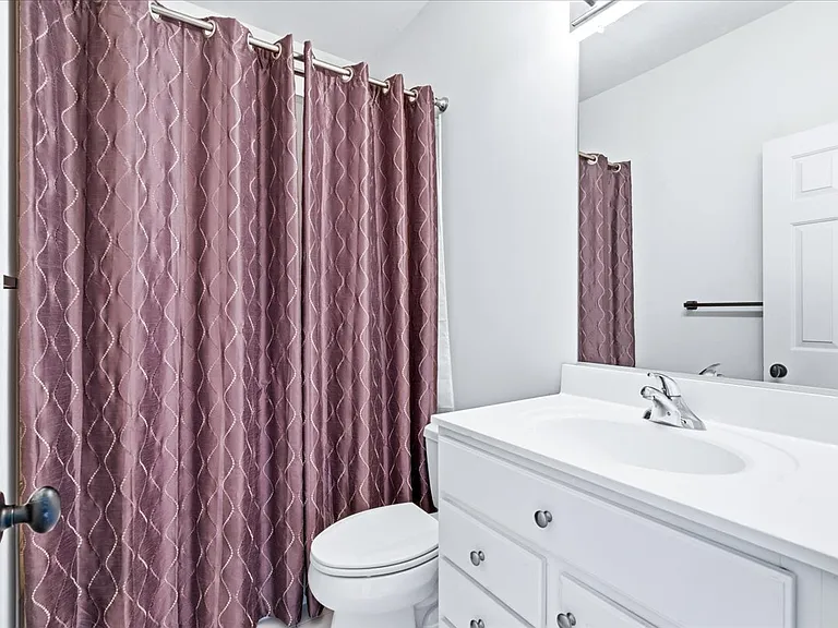 En-suite bathroom