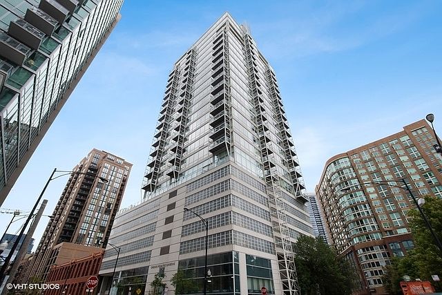 1st image of 653 N Kingsbury St APT 2104