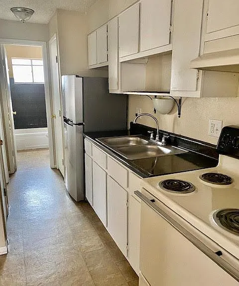3333 S Grant St — Photo 12