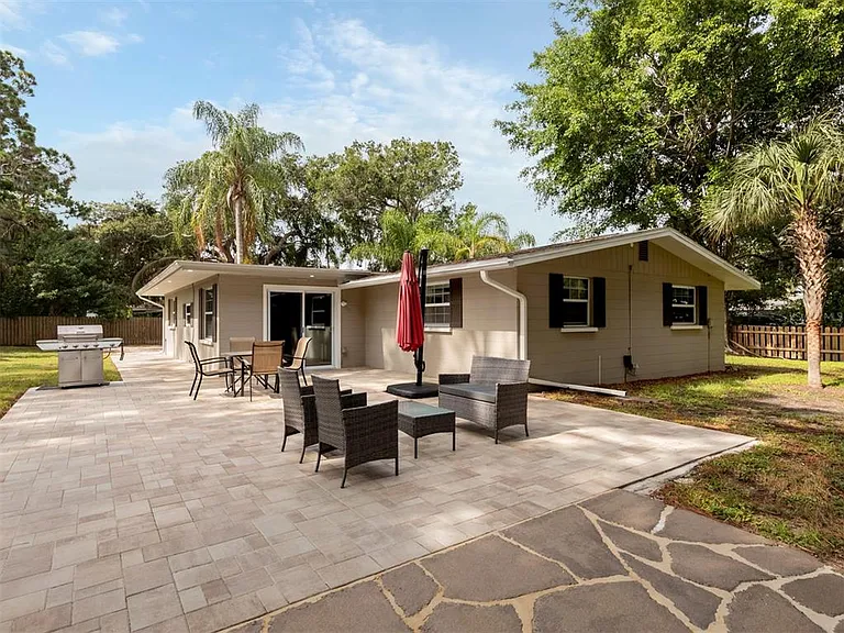 6115 Carlton Ave — Photo 12