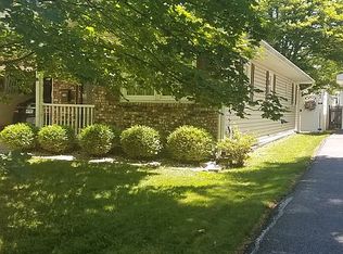 474 N 33rd St, Decatur, IL 62521