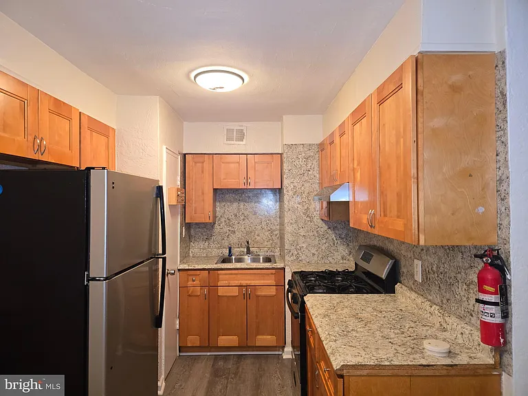 6135 Old York Rd #1/2-1 — Photo 48