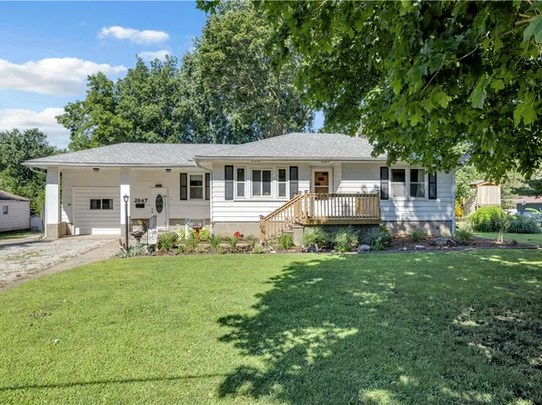 2847 N 26th St, Decatur, IL 62526