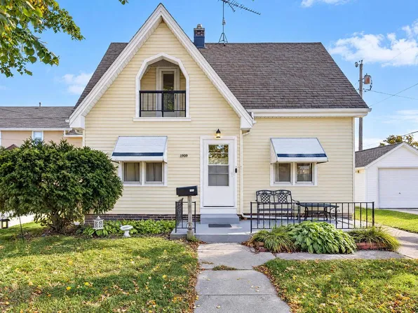 1909 S 10th STREET, Sheboygan, WI 53081