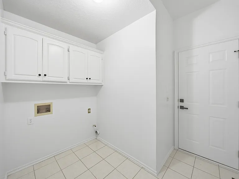 3026 E 89th Pl — Photo 13