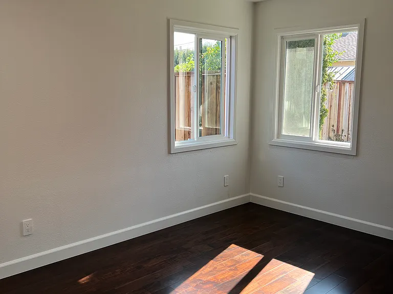 1072 W McKinley Ave — Photo 18