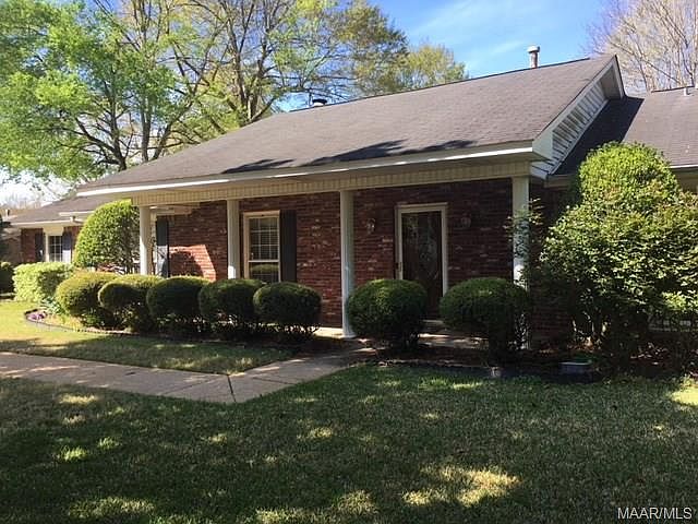 2nd image of 106 Natchez Ct