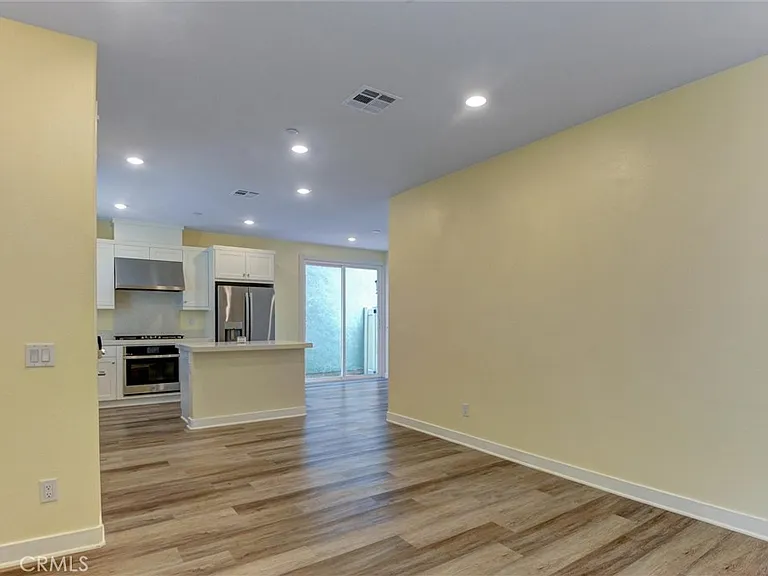 535 Embrook Way — Photo 12
