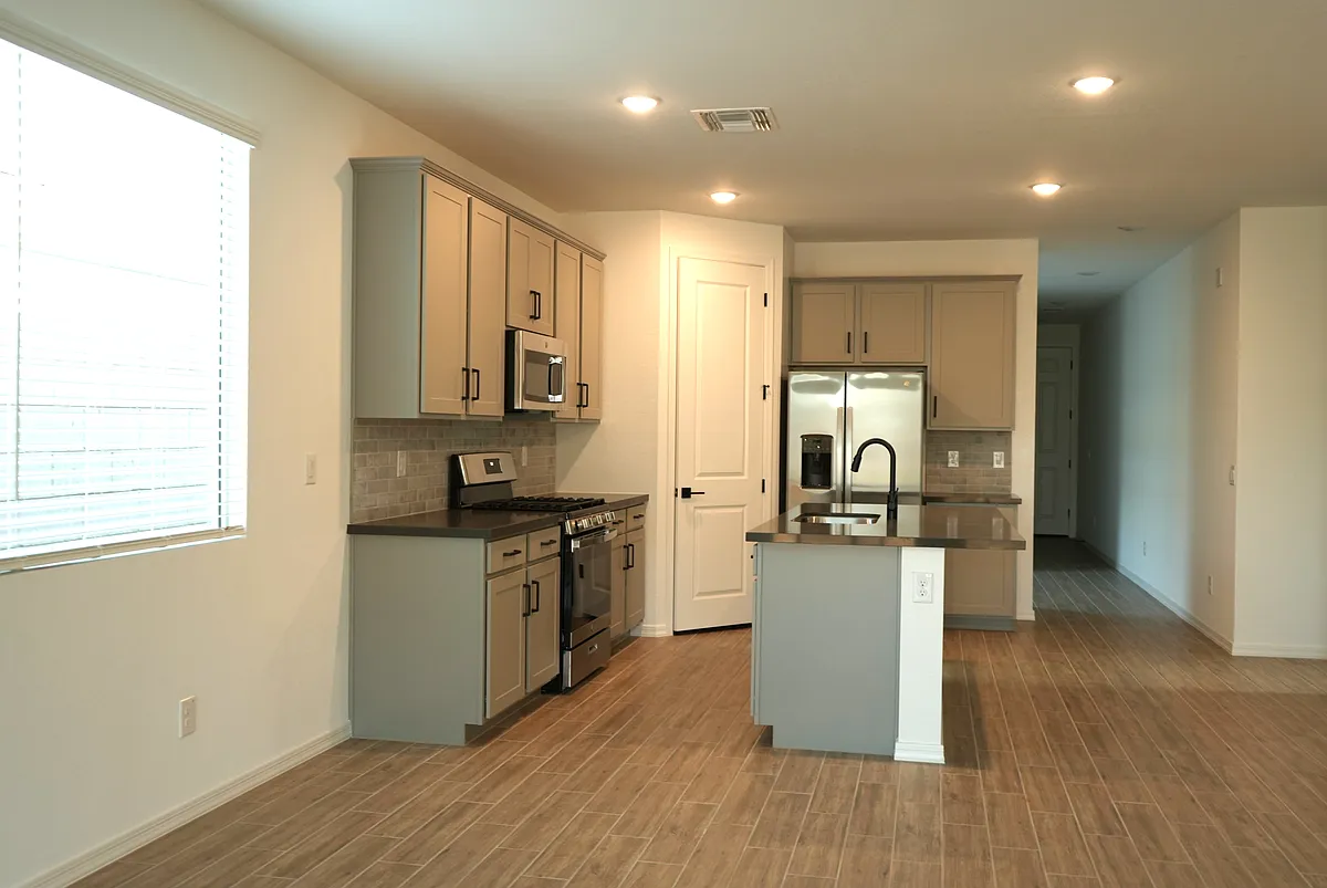 Building Photo - 4212 E Brook Lynn Pl