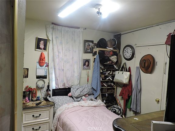 3rd image of 1350 E 43rd St