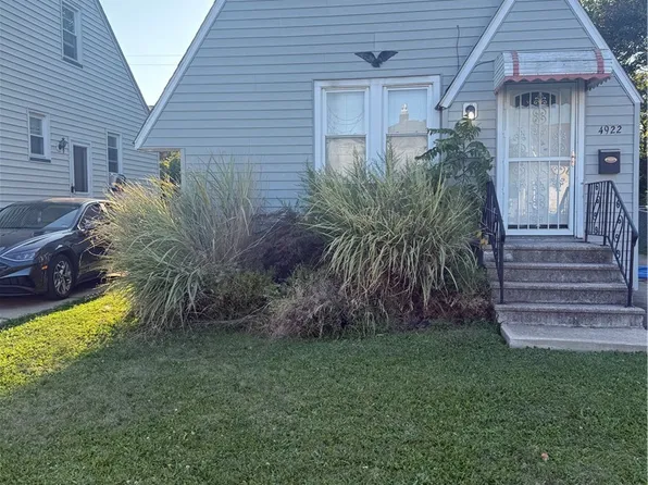 4922 E 109th St, Garfield Heights, OH 44125
