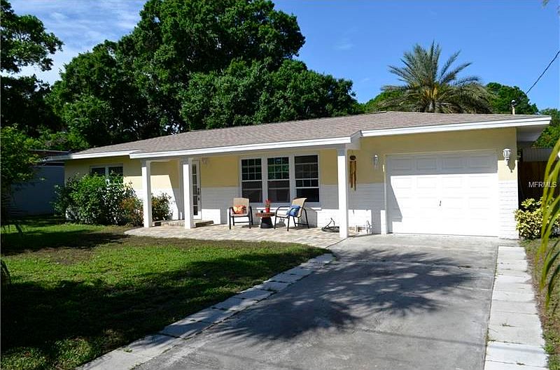 1st image of 2248 Palmetto Dr