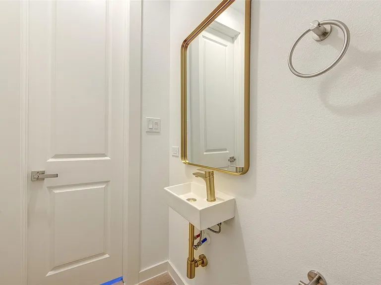 7120 Eastwood St #A — Photo 21