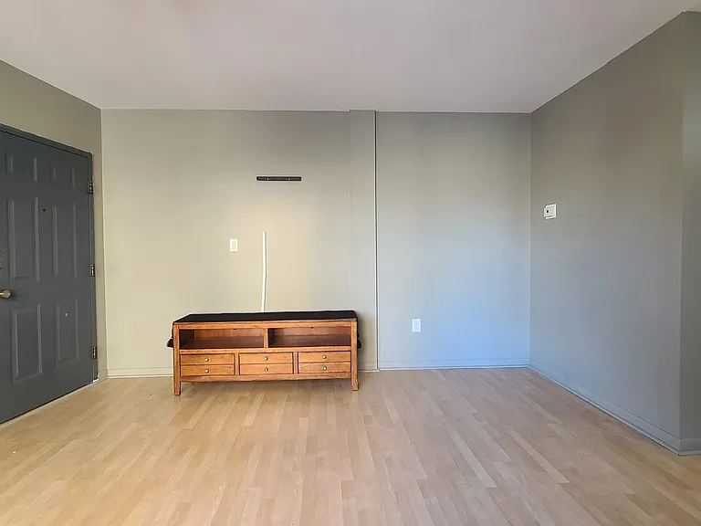 4905 Park Ave #2D — Photo 5