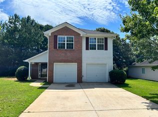 35 Lakeridge Ct, Covington, GA 30016