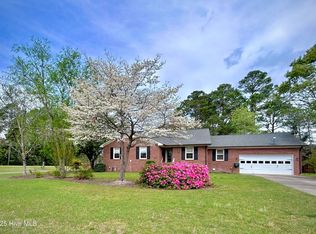 202 Rockledge Rd, New Bern, NC 28562