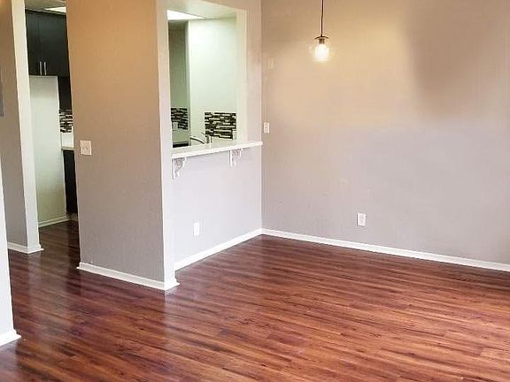 4th image of 6522 La Mirada Ave #203