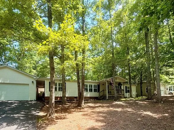 622 Lakeside Dr, Blairsville, GA 30512