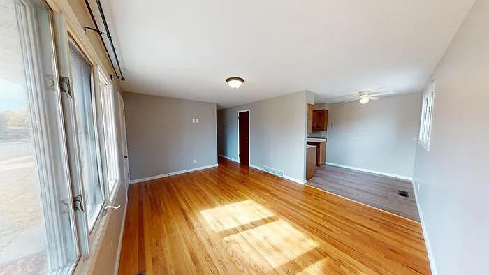 432 E Turnpike Ave — Photo 6