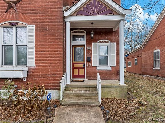 3rd image of 520 E C St