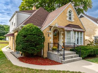 3735 S Austin St, Milwaukee, WI 53207