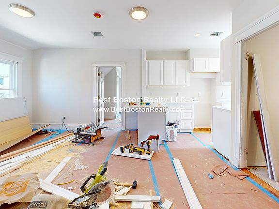 2nd image of 47 Curtis Ave #3
