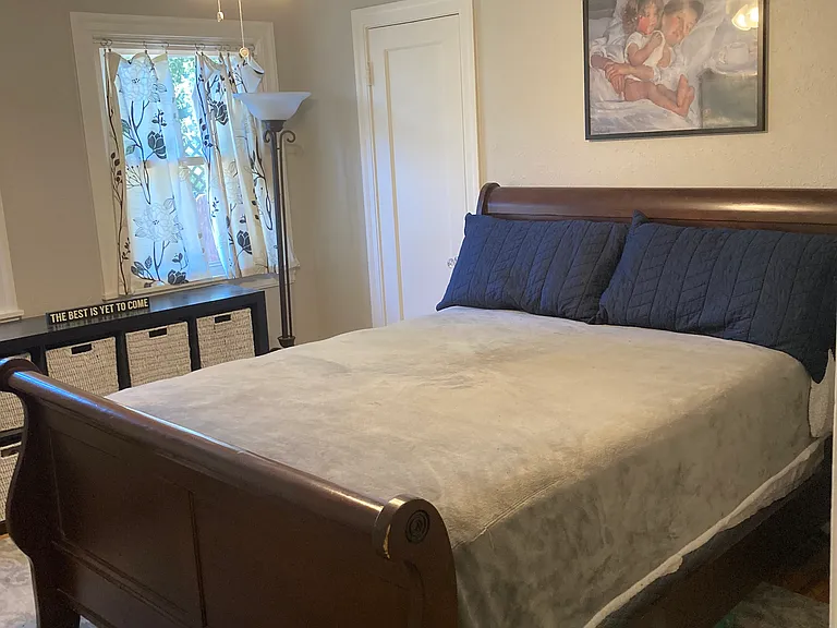 465 Finley St — Photo 9